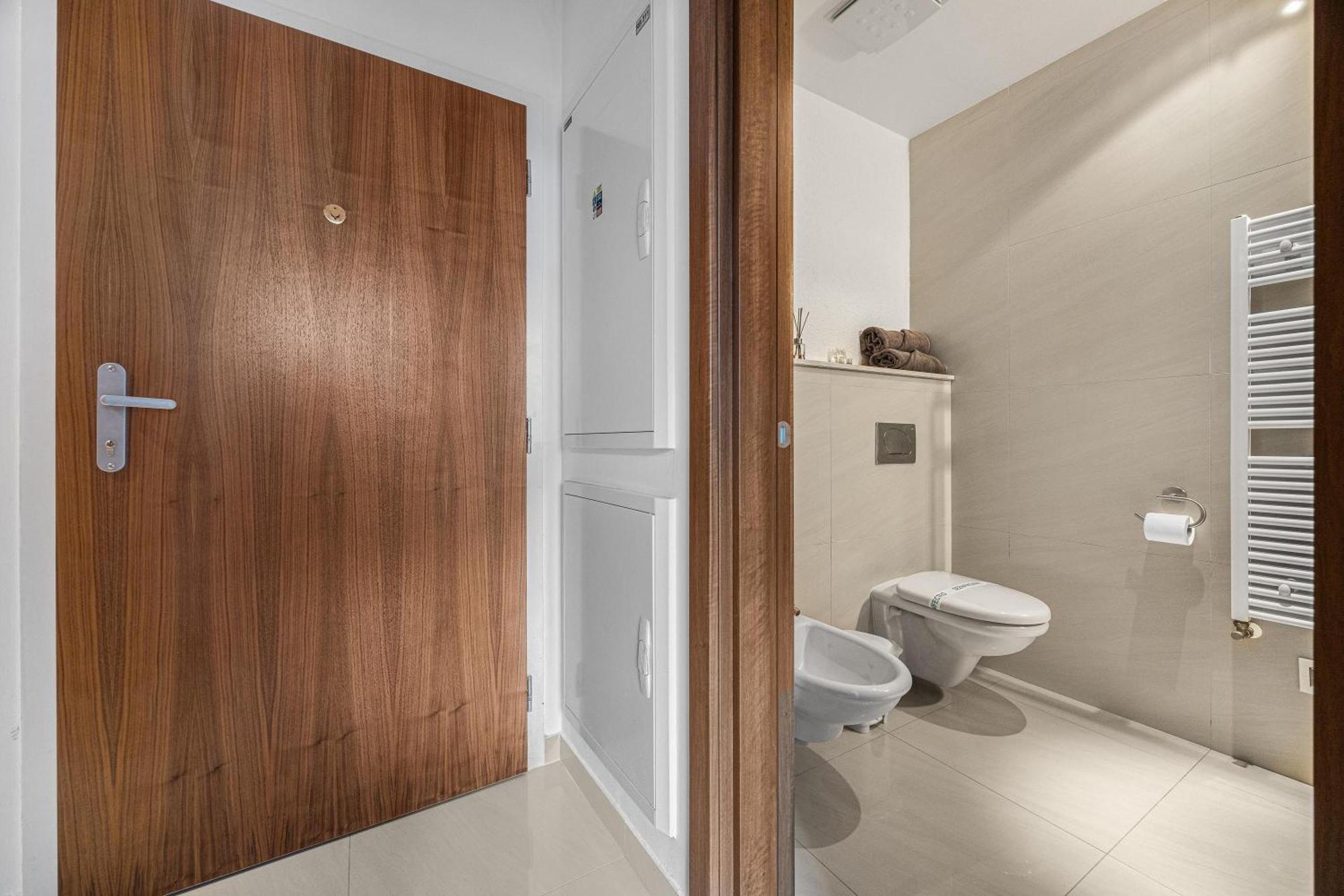 Revon Business Apartment 50 Dunajska Bratislava Exterior photo